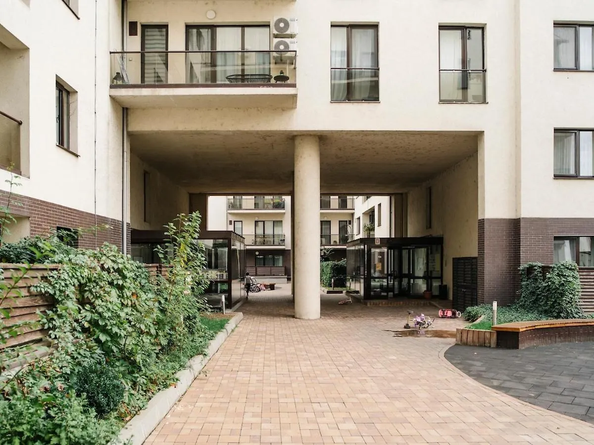 Apartment Vivando - Sunny 1Br - Green View Balcony - Parking Bucharest