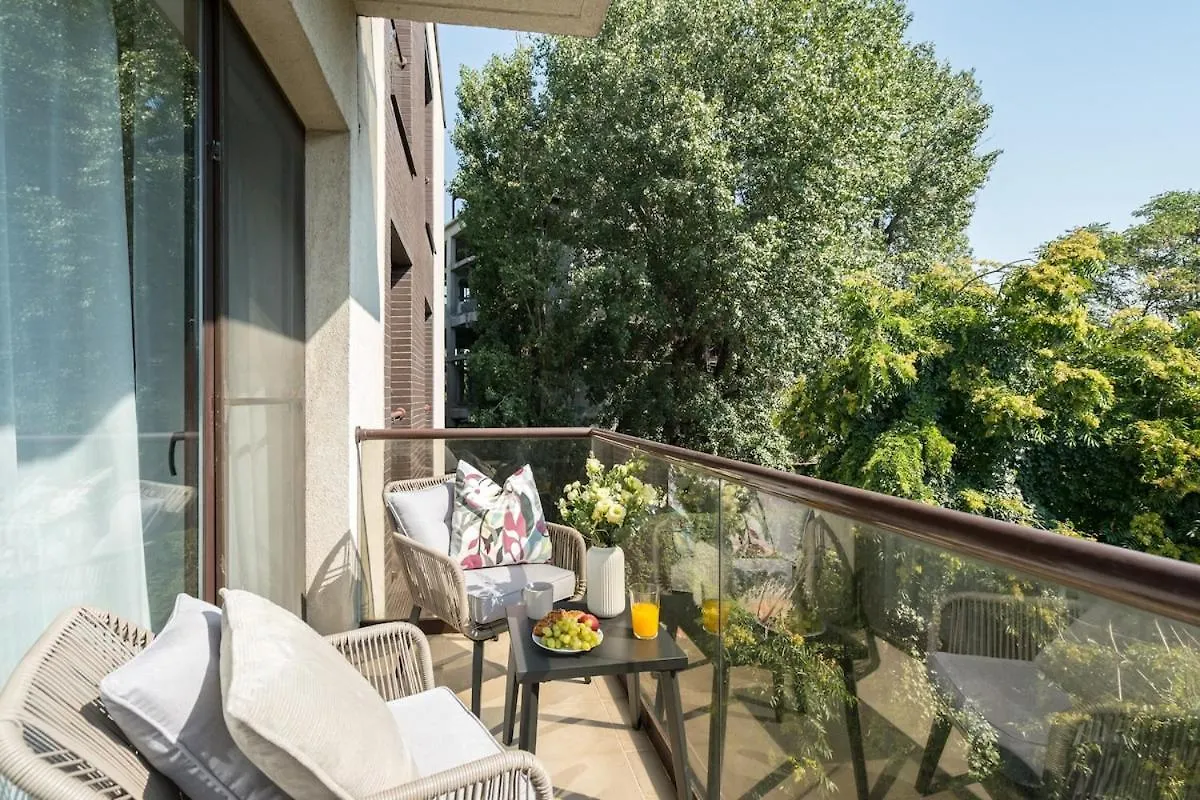 Apartment Vivando - Sunny 1Br - Green View Balcony - Parking Bucharest